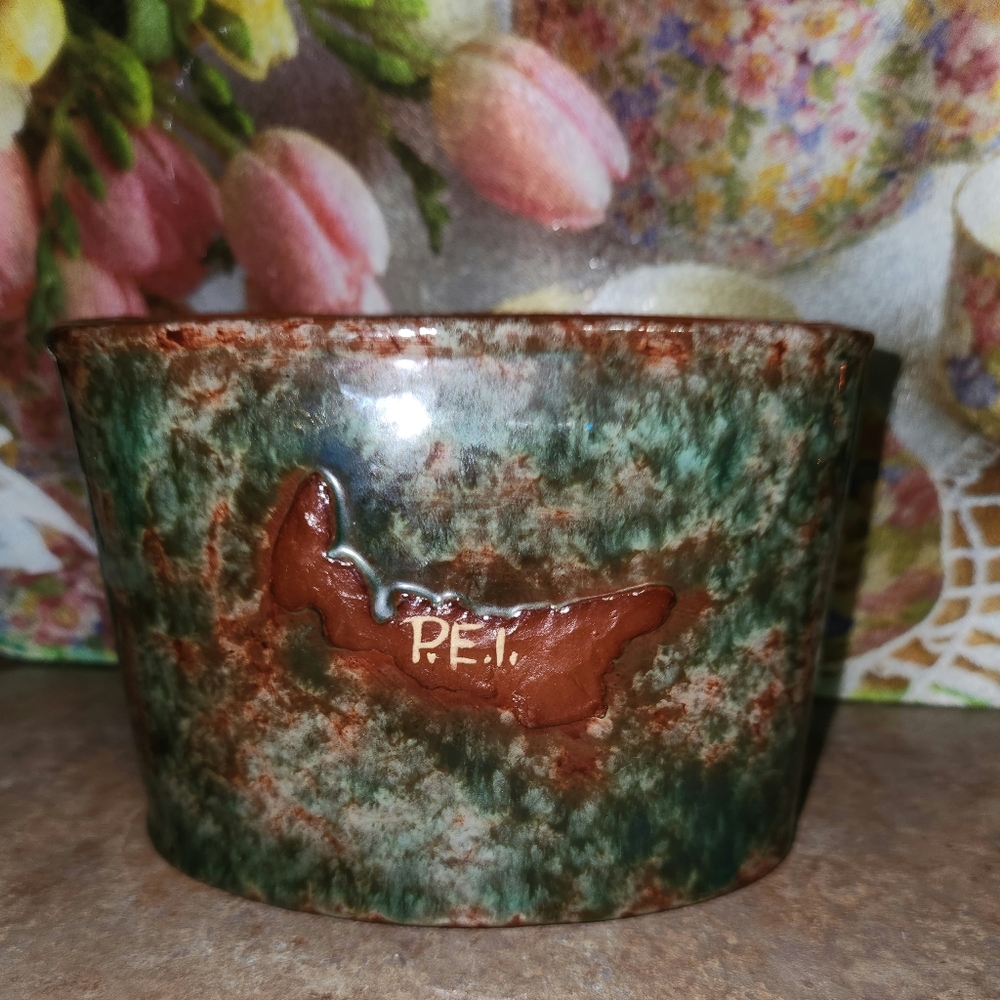 Collectable Vintage Speckled Glaze  Burlington PEI Pottery Planter